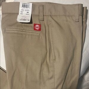 Tan Pants
Reinforced knee